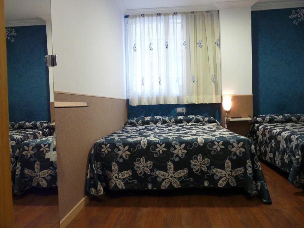 Hostal Gaudi Cuenca Zimmer foto