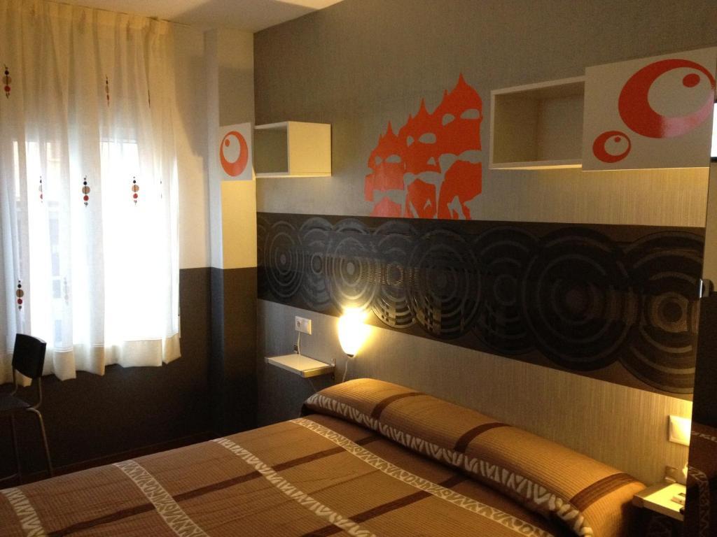 Hostal Gaudi Cuenca Cuenca  Zimmer foto